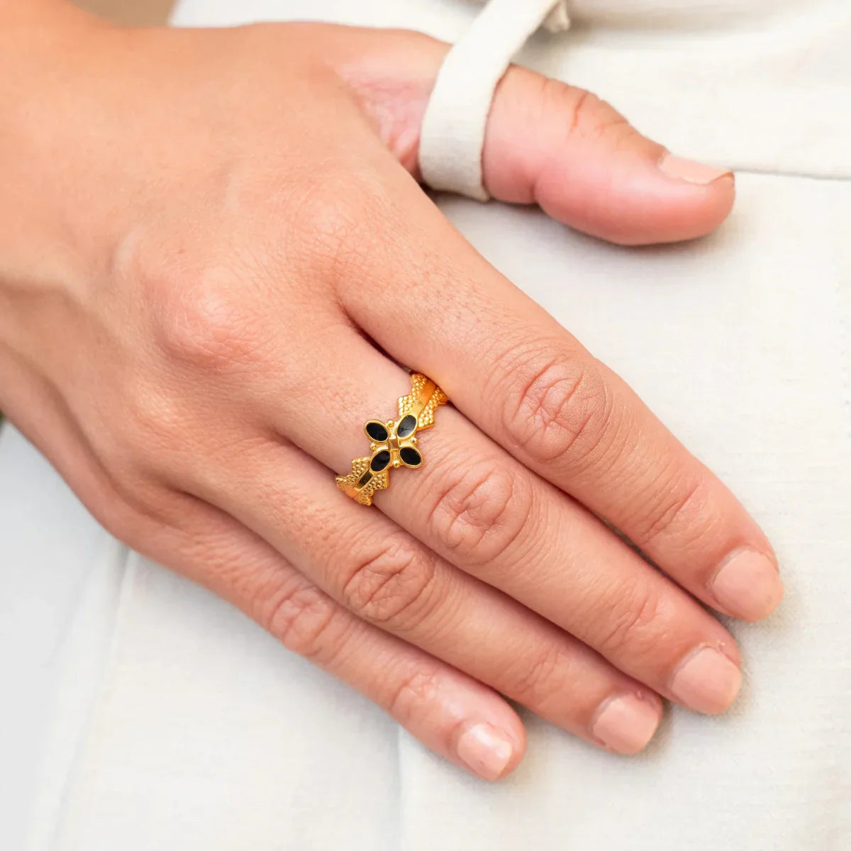 Anillo Ajustable Blossom Bañado en Oro de 18K