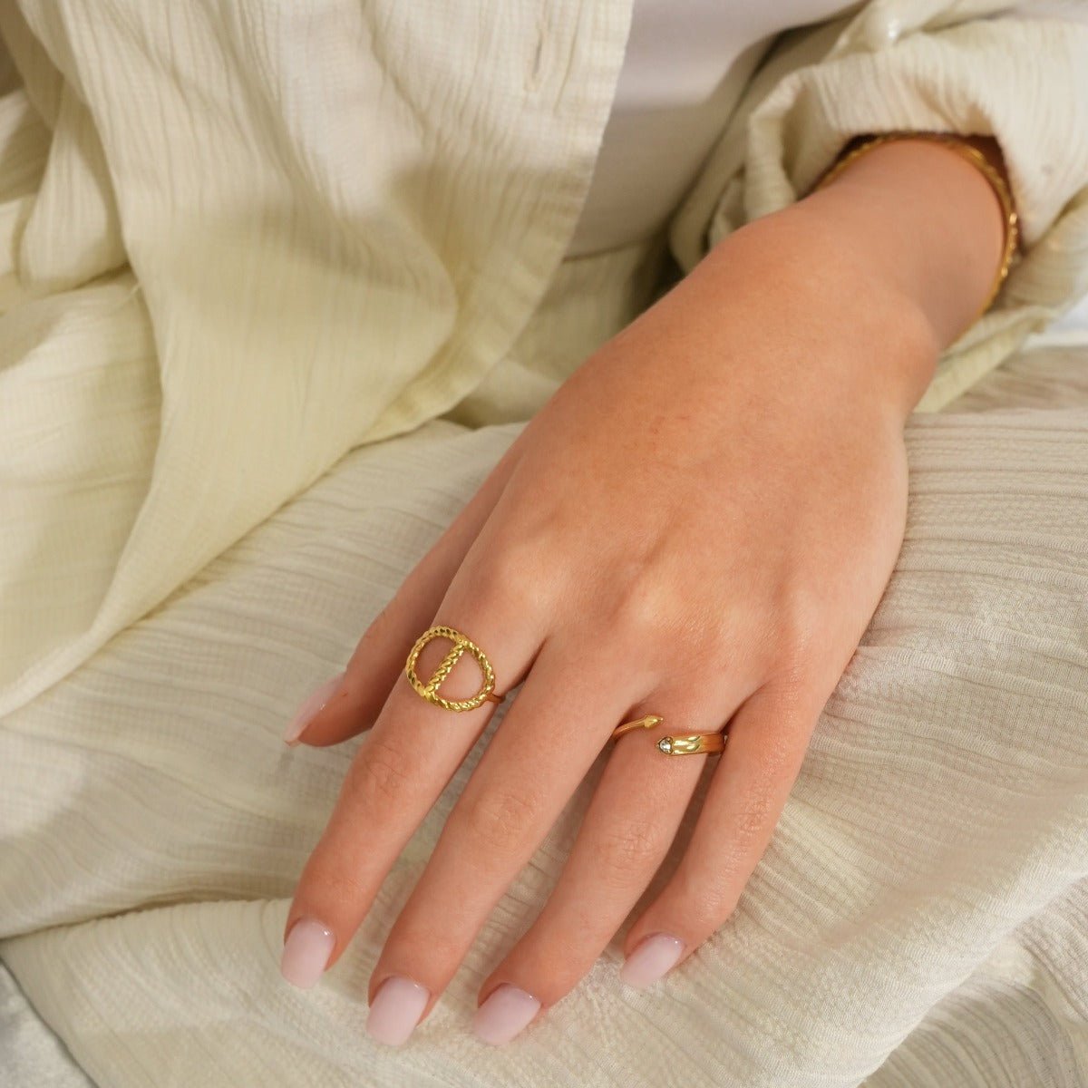Anillo Éclat Ajustable Bañado en Oro 18k