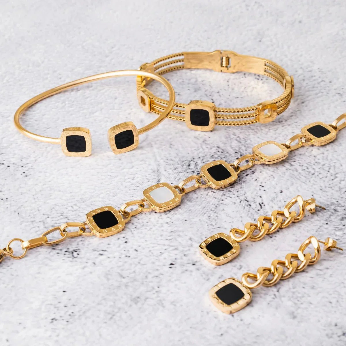 Brazalete Ônix Summer Bañado en Oro 18k