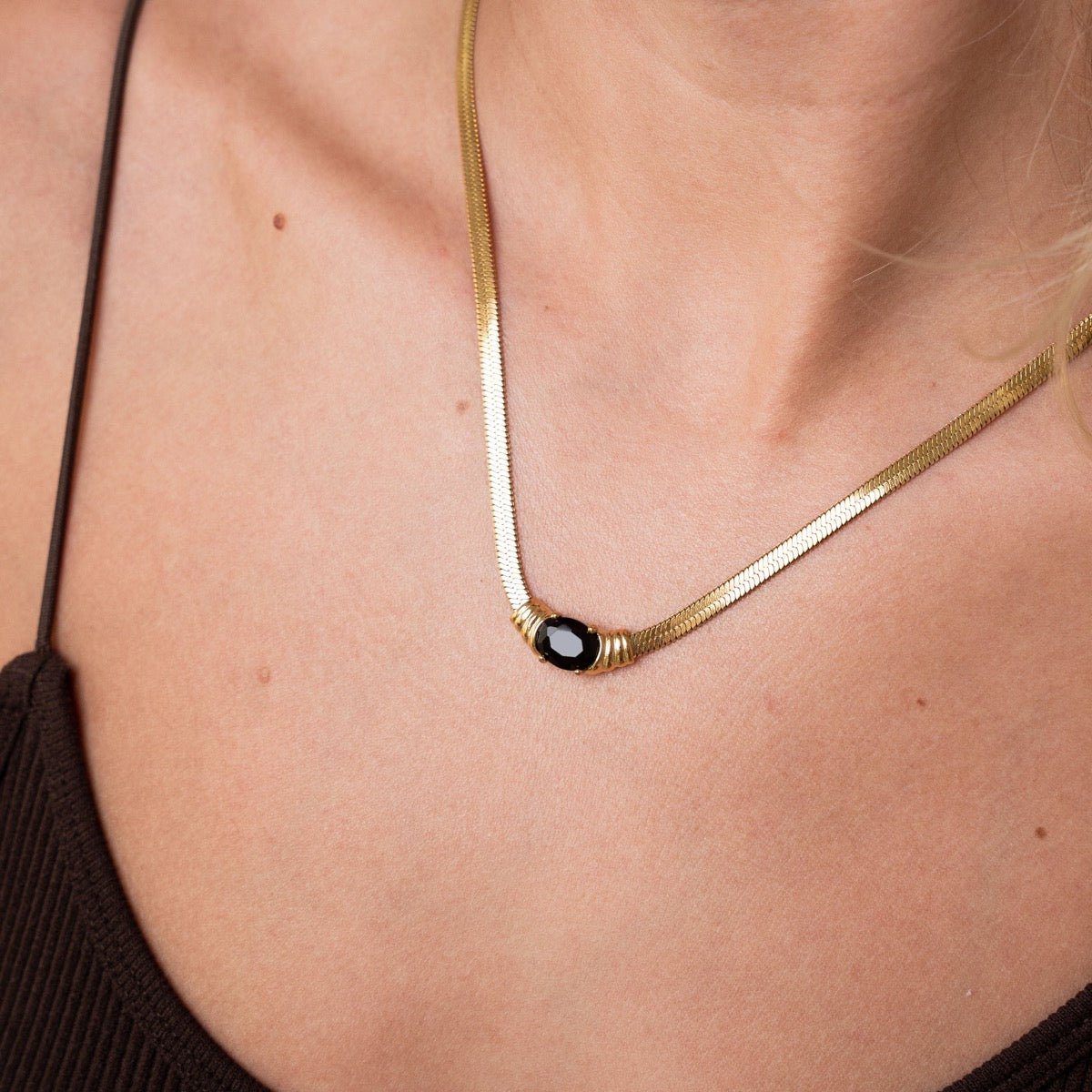 Collar Malha Piedra Ônix Bañado en Oro 18K