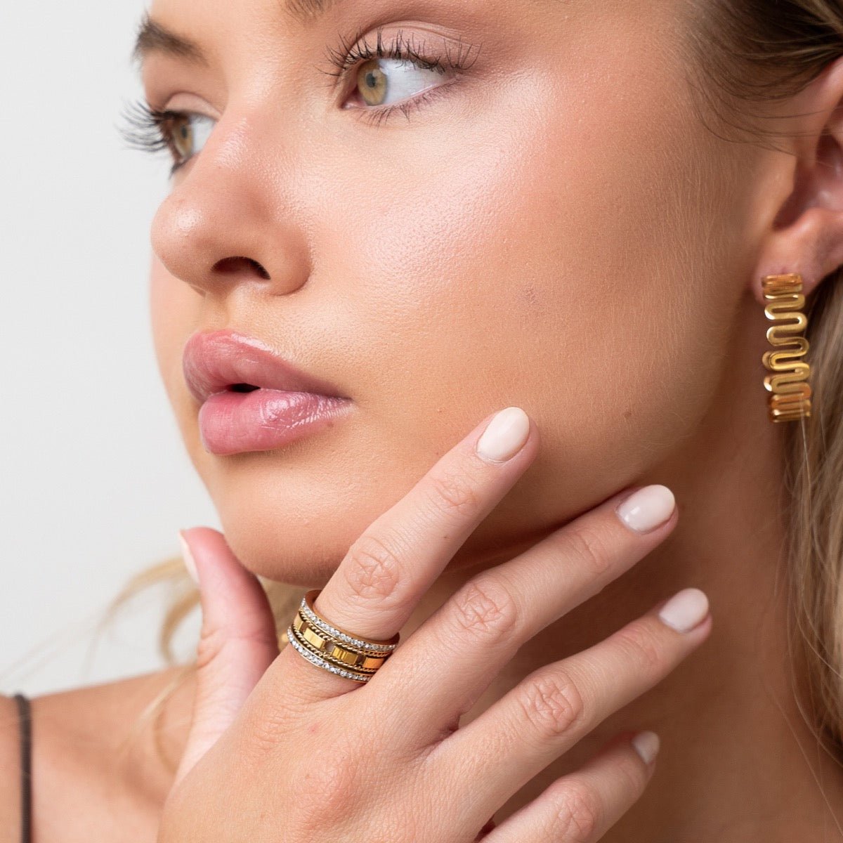 Aro Zig Zag Bañado en Oro 18k