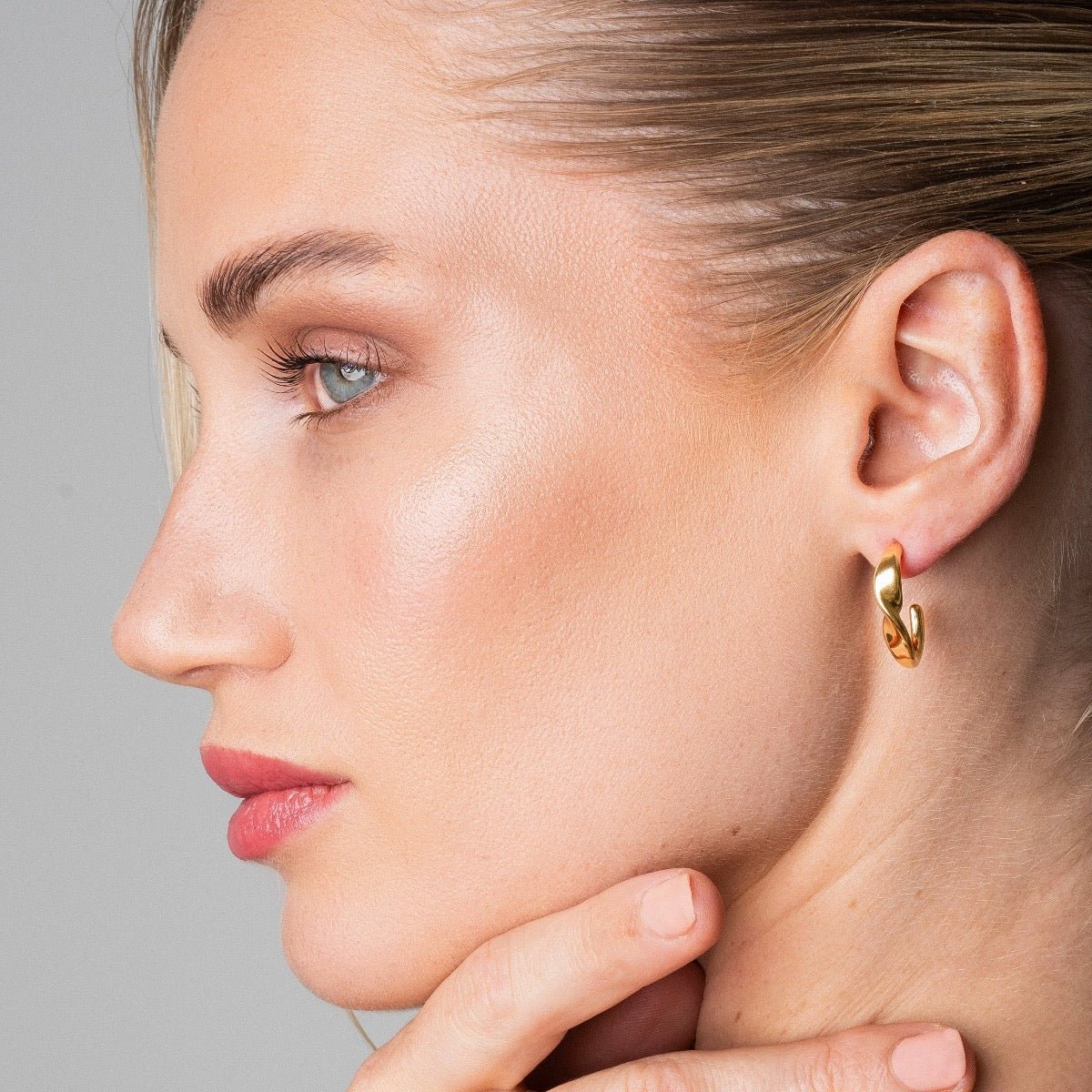 Aro Argola Luci Bañado en Oro 18k