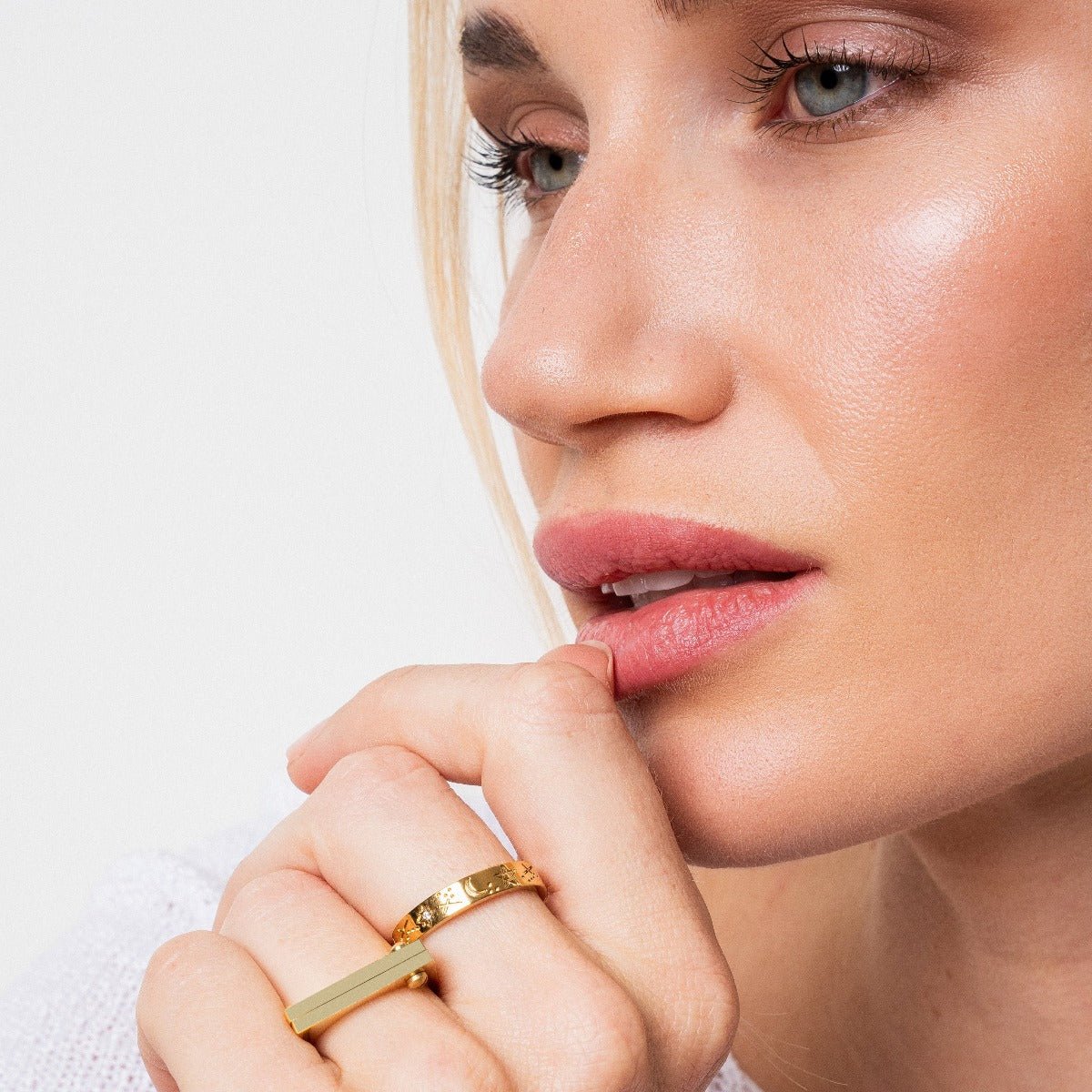 Anillo Sky Bañado en Oro 18k