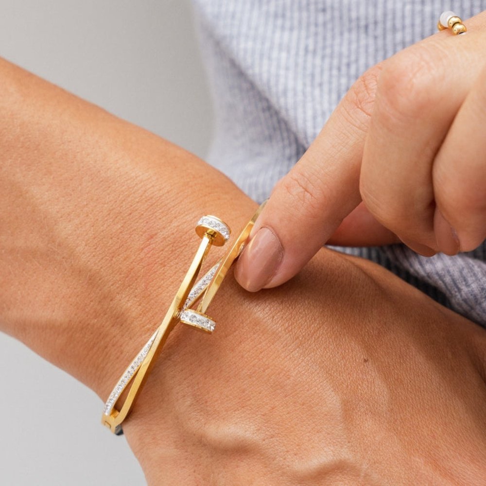 Brazalete Prego Zirconias Bañado en Oro 18K