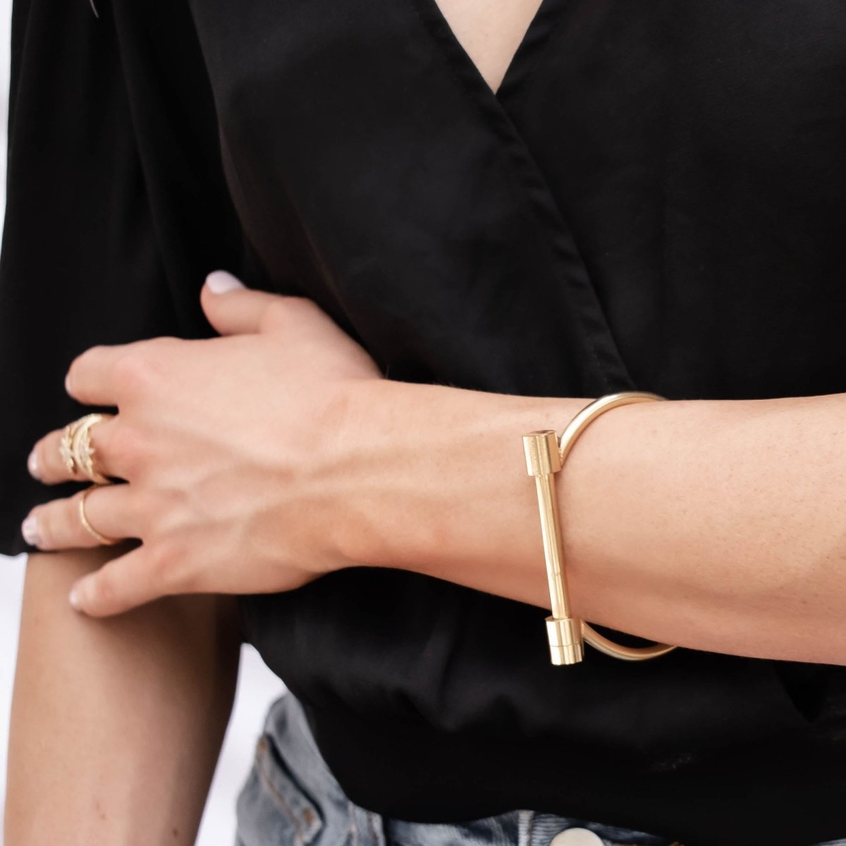Brazalete Manguito Parafuso Bañado en Oro 18K