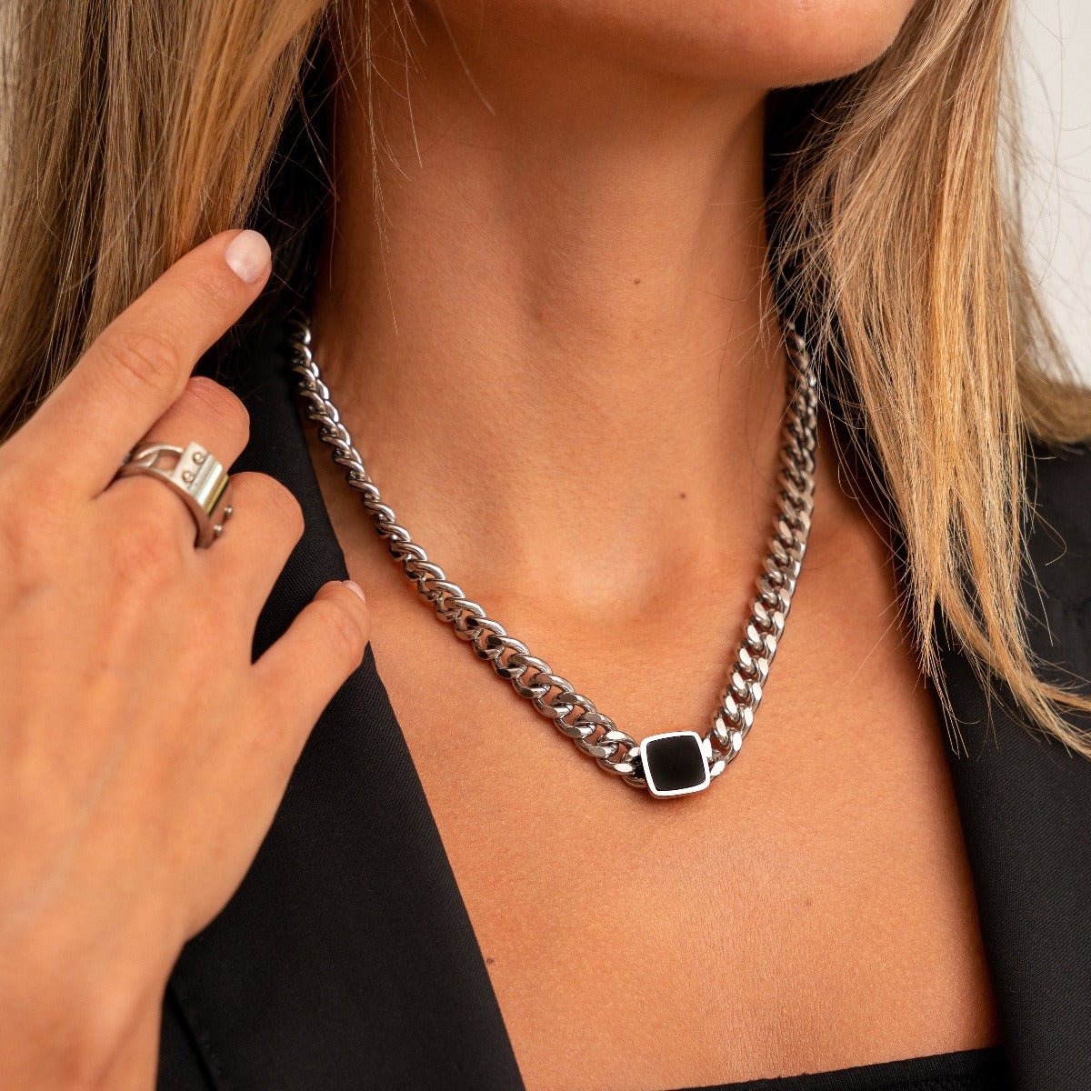 Collar Cadena Piedra Onix Quadrada - Plata