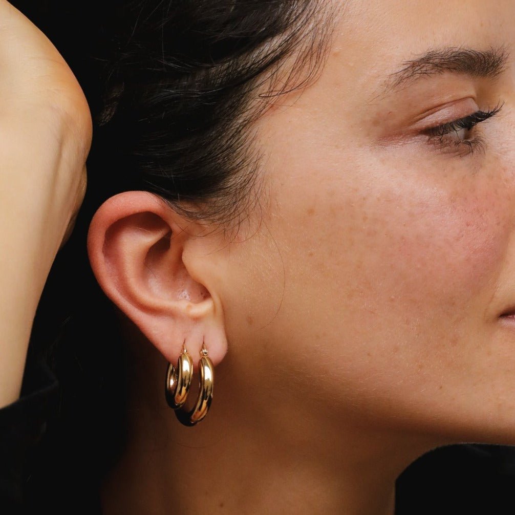 Aro de Argola Tubo Lele G Bañado en Oro 18K