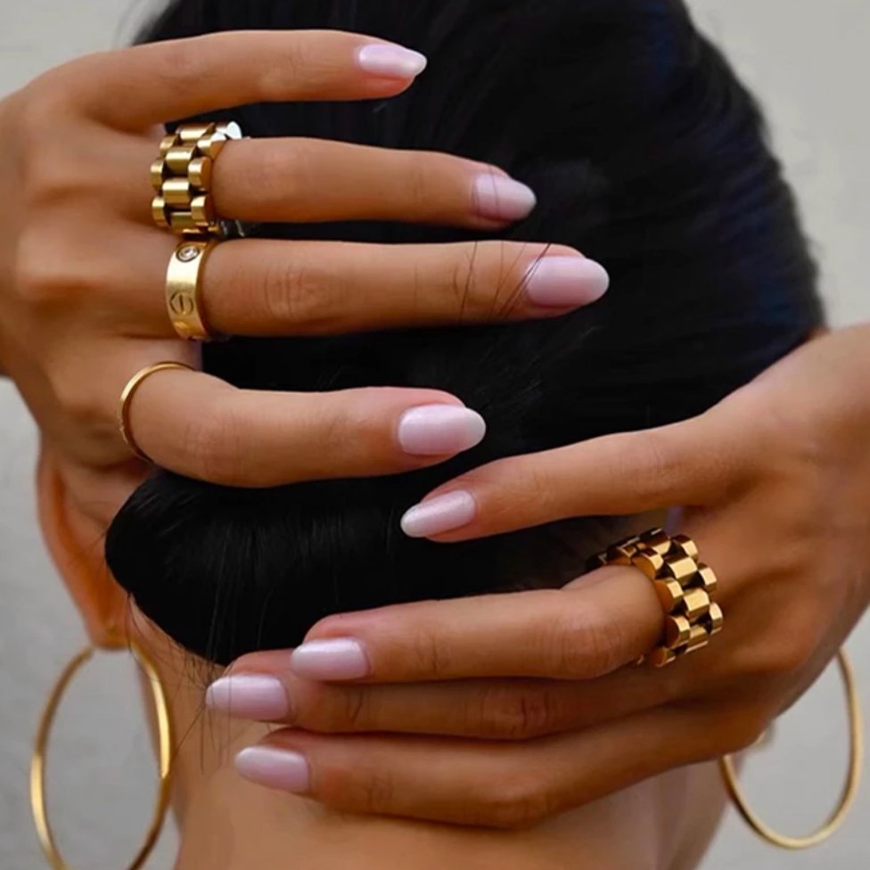 Anillo Beauty Largo Elos Minimalista Bañado en Oro 18k