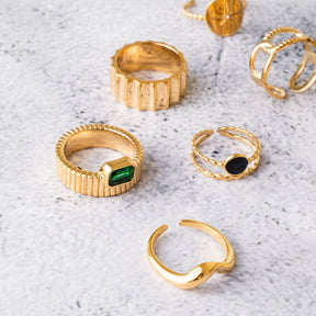 Anillo Ajustable Ônix Bañado en Oro 18k