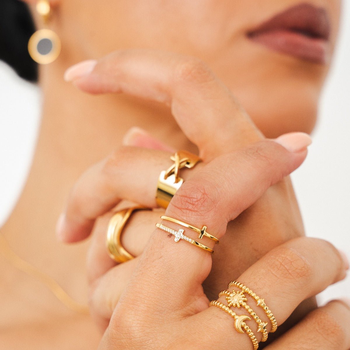 Anillo Cruz Bañado en Oro 18k