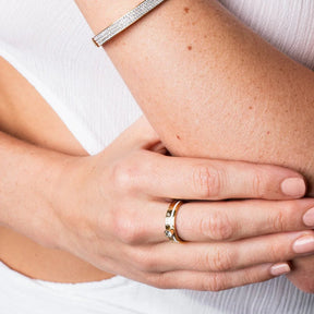 Anillo Rainha Piedra Cristal Bañado en Oro 18k