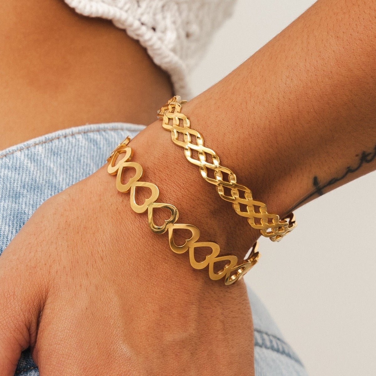 Brazalete Adored Bañado en Oro 18K