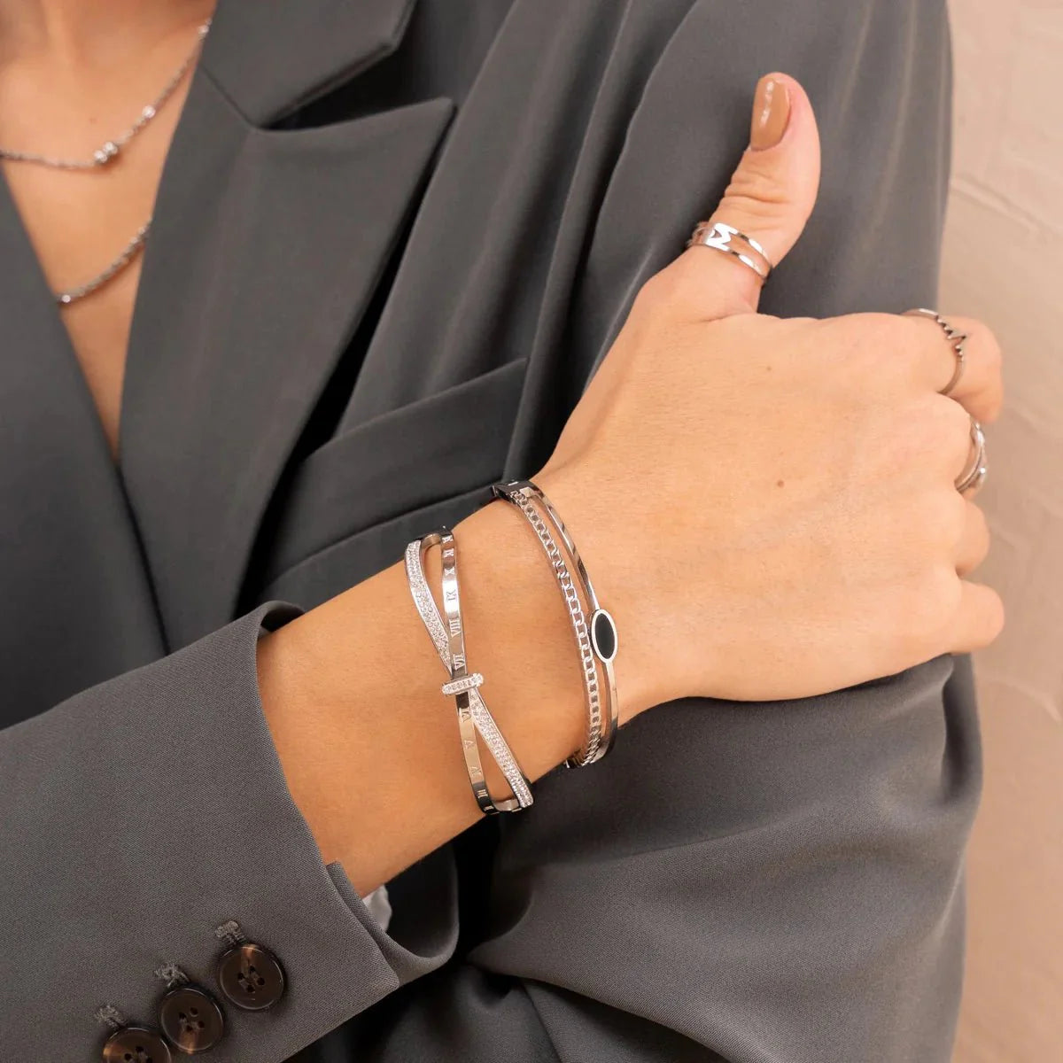 Brazalete Capas Ónix - Plata