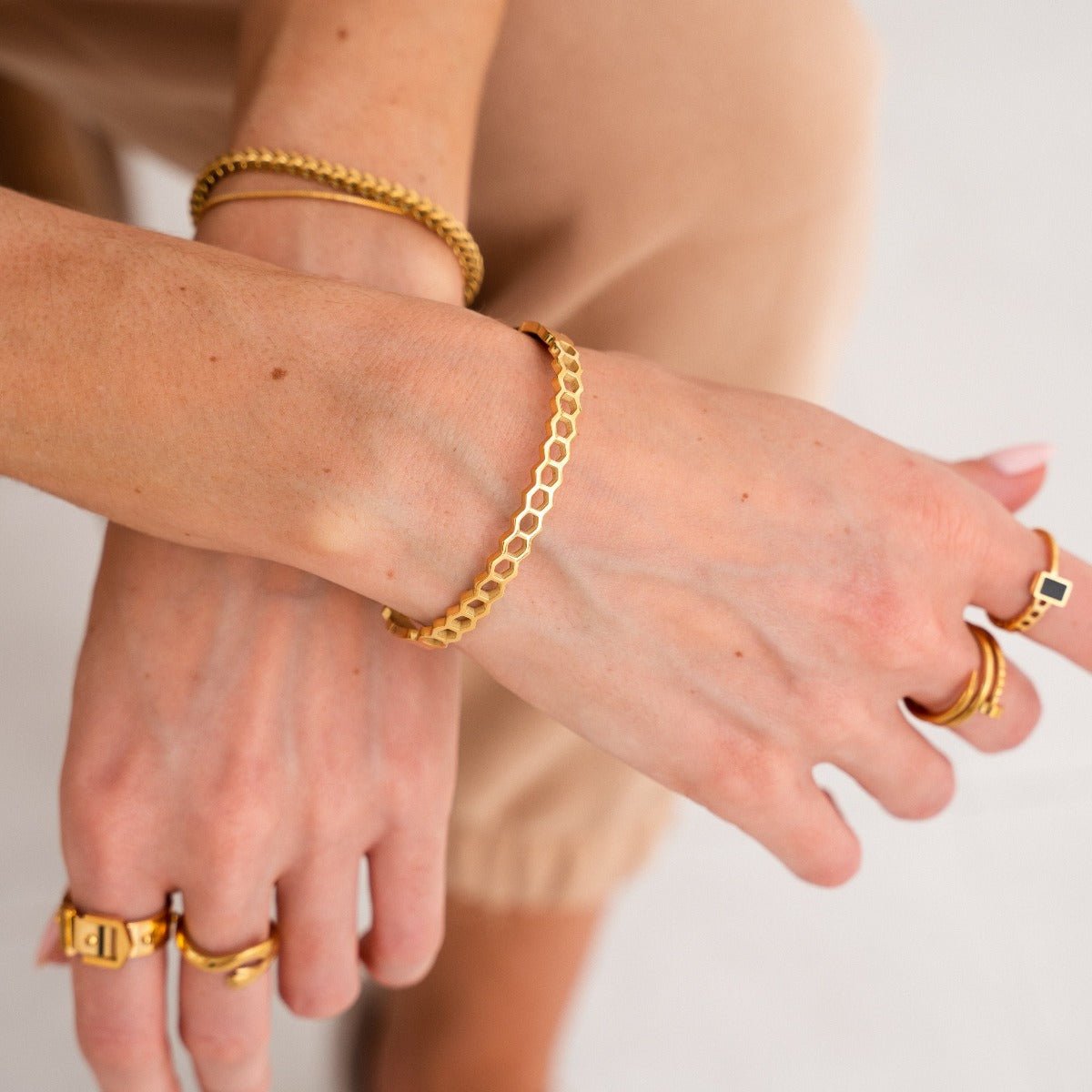 Brazalete Favo de Mel Bañado en Oro 18K