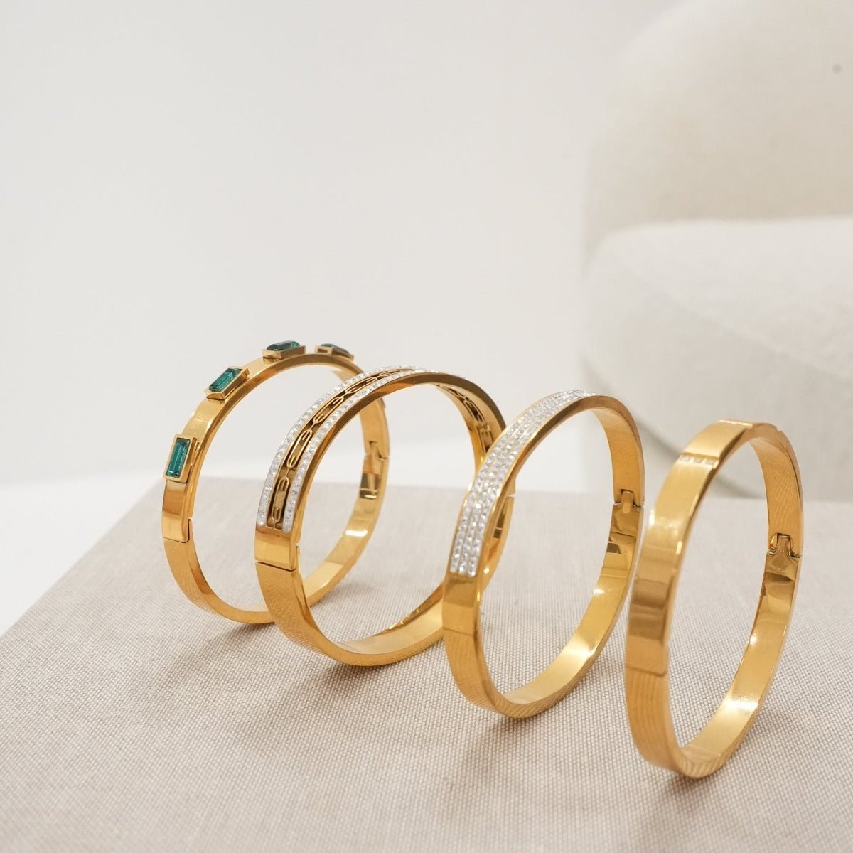 Brazalete Ivy Piedra Cristais Bañado en Oro 18k