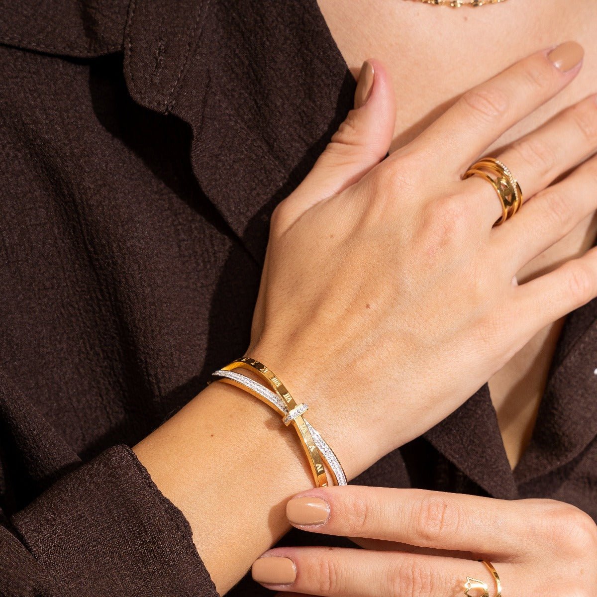 Brazalete Romano Zirconia Bañado en Oro 18K