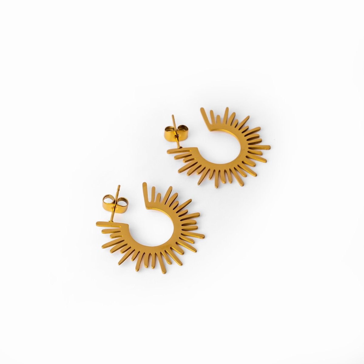 Aro de Argola Spike Bañado en Oro 18K