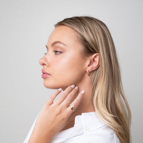 Aro de Argola Texturizado Bañado en Oro 18K