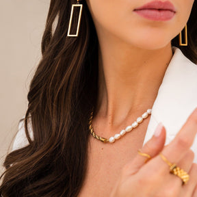 Aro Diana Geométrico Retangular Bañado en Oro 18K