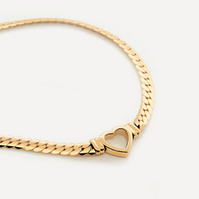 Collar Gargantilha  Corazón Minimalista Bañado en Oro 18K