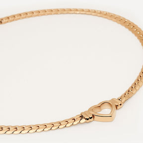 Collar Gargantilha  Corazón Minimalista Bañado en Oro 18K
