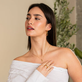 Collar Letra Inicial Minimal Bañado en Oro de 18K