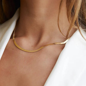 Collar Malha Snake Dourado Bañado en Oro 18K