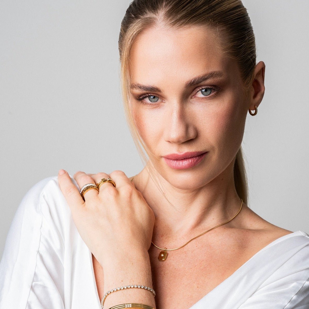 Collar Shine Colgante Bañado en Oro 18k