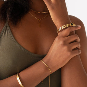 Pulsera Ajustable Fina Bañada en Oro 18K