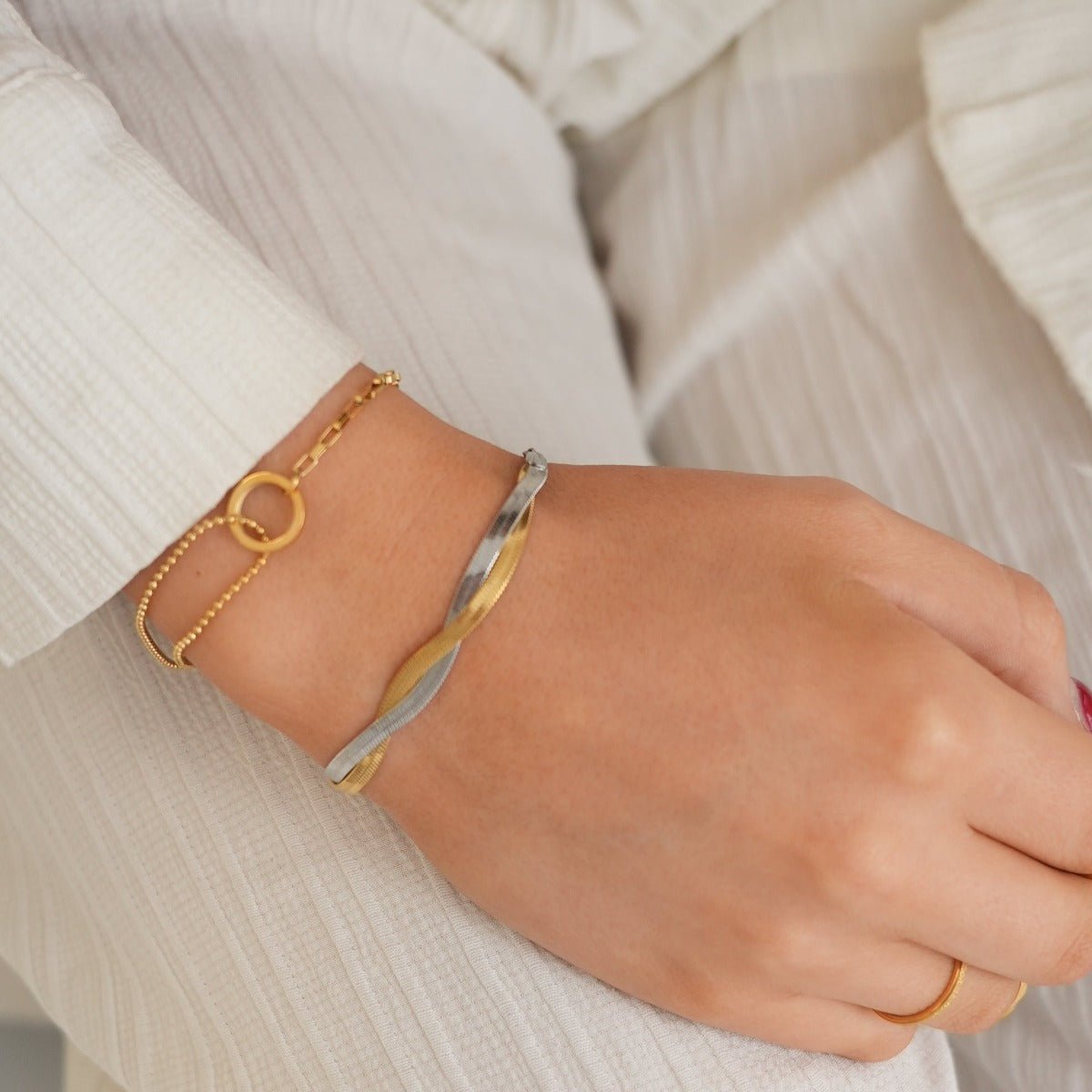 Pulsera Une Bañada en Oro 18k